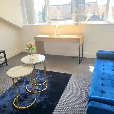 Perfect For Professionals & Business Travellers - Leeds City Views - Monthly Offers! شقة *
